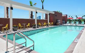 Home2 Suites By Hilton Orlando Near Universal